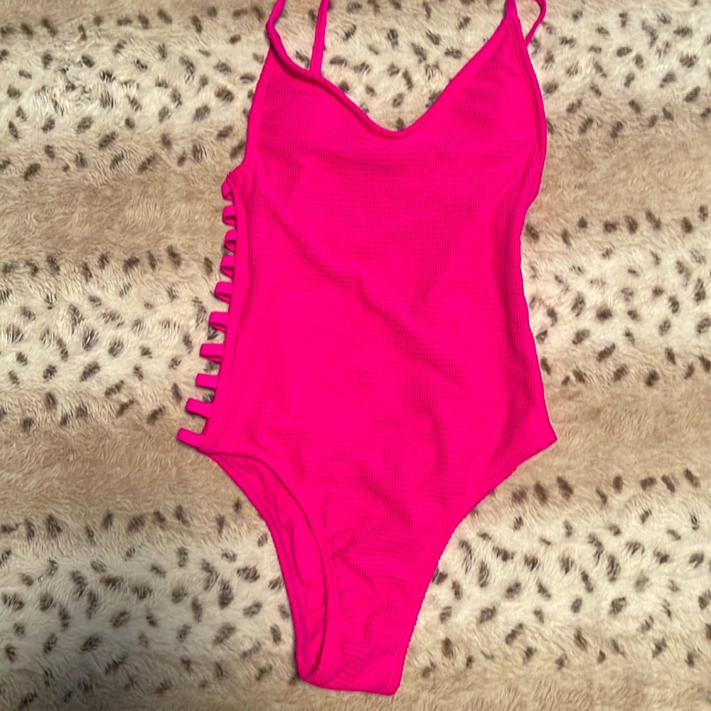 NEW. Size x small